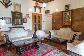 Arvelia Colonial George Everest Luxe By Da Alohas